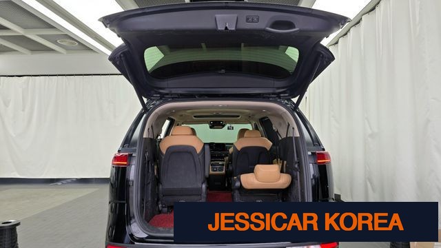 2021 Kia Carnival 4th Gen - Thumbnail 17
