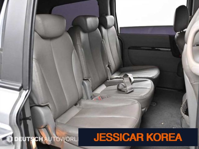 2010 Kia Carnival R - Thumbnail 3