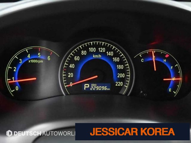2010 Kia Carnival R - Thumbnail 9