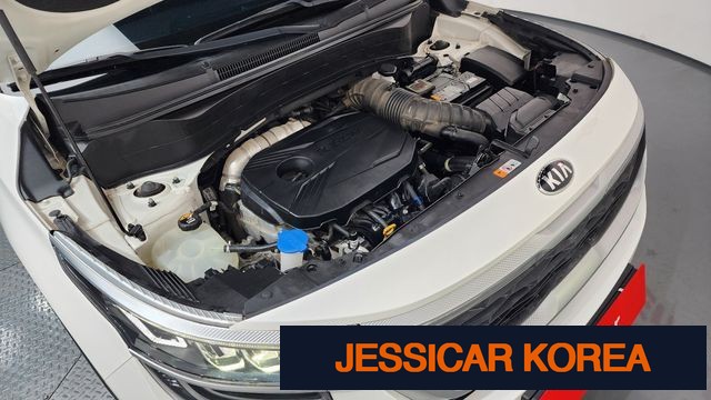 2020 Kia Seltos - Thumbnail 10