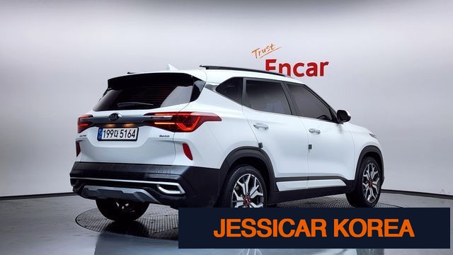 2020 Kia Seltos - Thumbnail 12