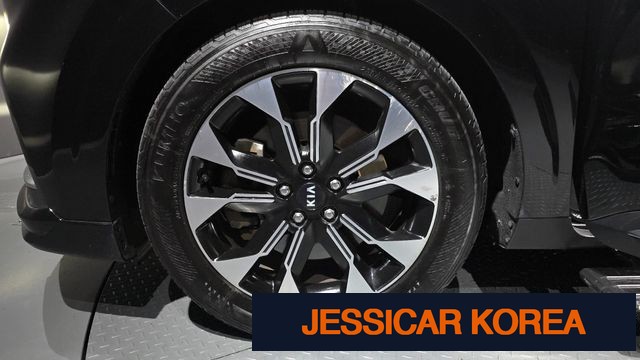 2021 Kia Carnival 4th Gen - Thumbnail 18