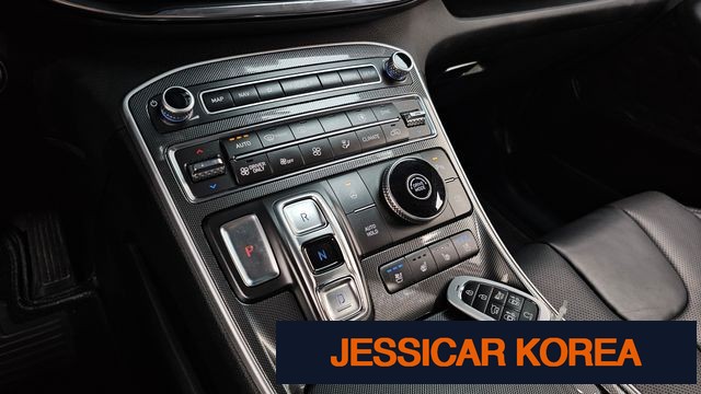2023 Hyundai The New Santa Fe - Thumbnail 17