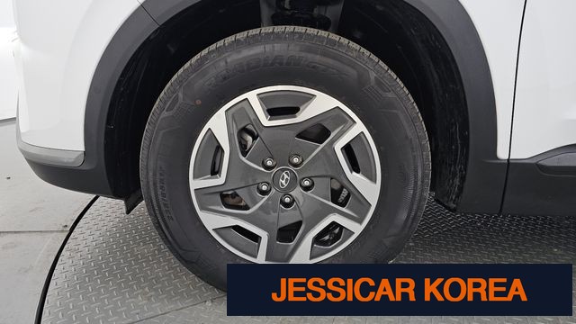 2023 Hyundai The New Santa Fe - Thumbnail 18