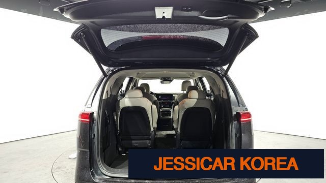 2021 Kia Carnival 4th Gen - Thumbnail 8
