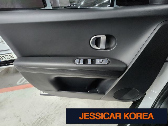 2022 Hyundai Ioniq 5 - Thumbnail 9