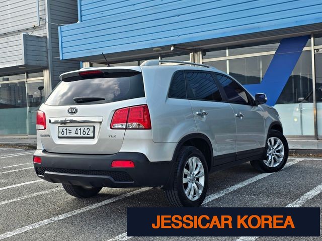 2012 Kia Sorento R - Thumbnail 9