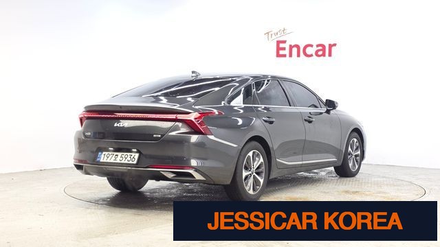 2022 Kia K8 Hybrid - Thumbnail 12
