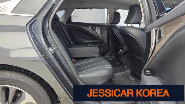 2022 Kia K8 Hybrid - Thumbnail 18