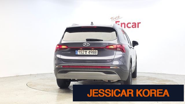 2022 Hyundai The New Santa Fe - Thumbnail 2