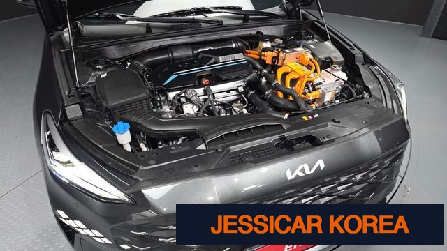 2023 Kia K8 Hybrid - Thumbnail 6