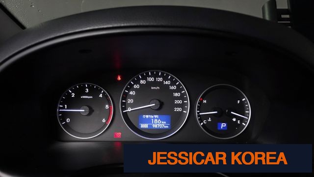 2019 Hyundai The New Grand Starex - Thumbnail 3