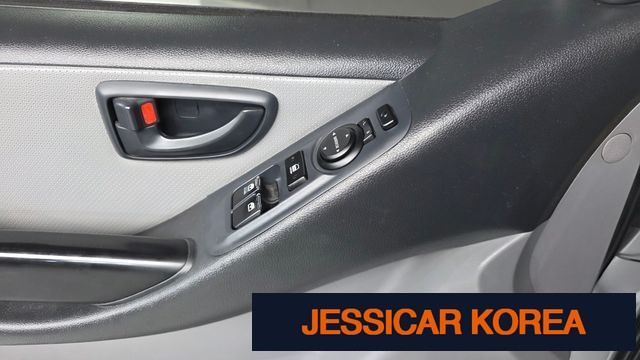 2019 Hyundai The New Grand Starex - Thumbnail 20
