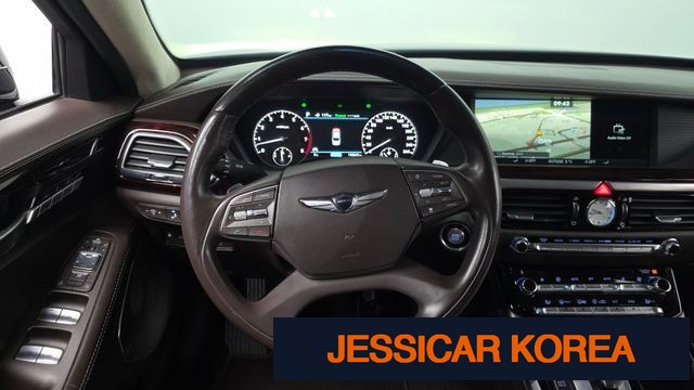 2016 Genesis EQ900 - Thumbnail 4
