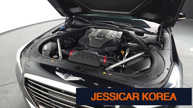 2016 Genesis EQ900 - Thumbnail 7