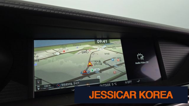 2016 Genesis EQ900 - Thumbnail 18