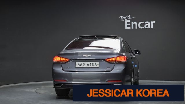 2016 Hyundai Genesis DH - Thumbnail 10
