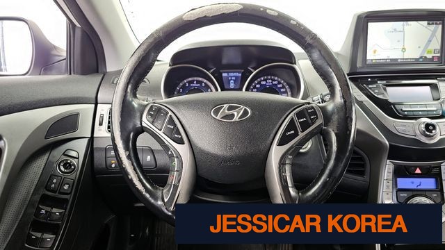 2013 Hyundai Avante MD - Thumbnail 8