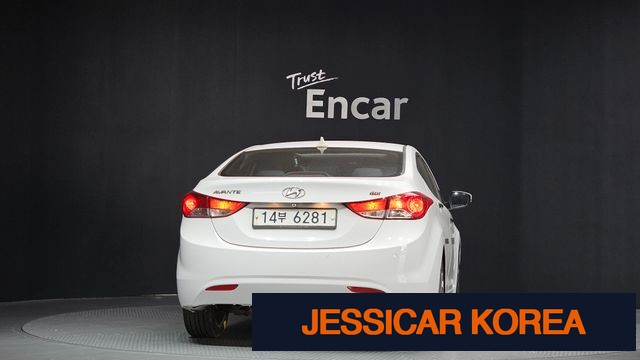 2013 Hyundai Avante MD - Thumbnail 9