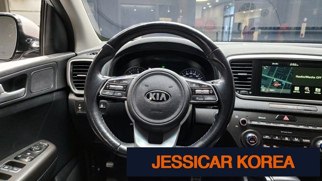 2020 Kia Sportage the bold - Thumbnail 11