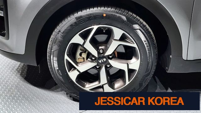 2020 Kia Sportage the bold - Thumbnail 18