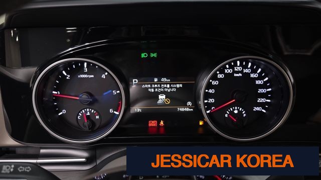 2021 Kia Carnival 4th Gen - Thumbnail 14