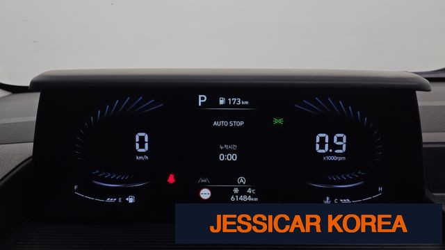 2022 Hyundai Staria - Thumbnail 14