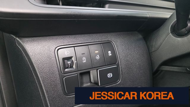 2022 Hyundai Staria - Thumbnail 15