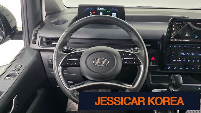 2022 Hyundai Staria - Thumbnail 18