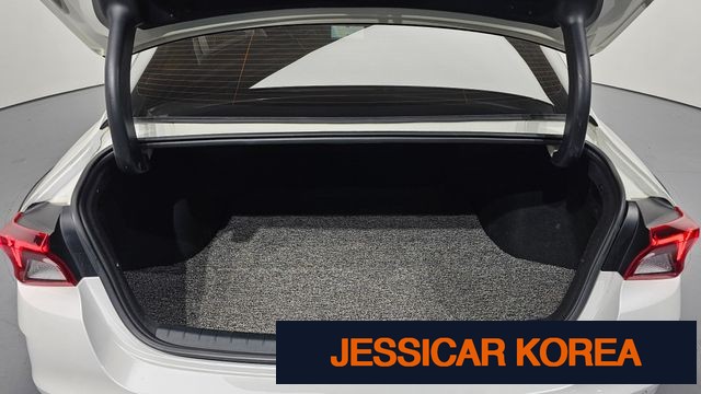 2021 Kia K5 3rd Gen - Thumbnail 5