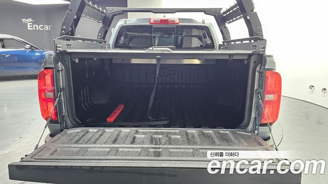 2022 Chevrolet 리얼 뉴 콜로라도 - Thumbnail 6