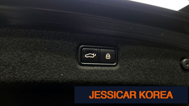2019 Genesis G90 - Thumbnail 6