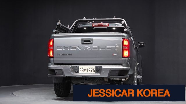 2022 Chevrolet Real New Colorado - Thumbnail 2