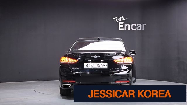 2016 Hyundai Genesis DH - Thumbnail 10