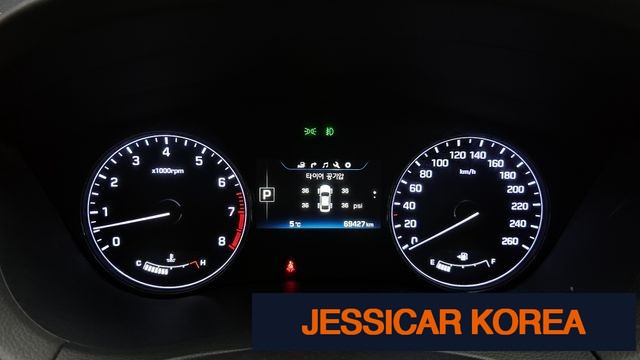 2016 Hyundai Genesis DH - Thumbnail 11