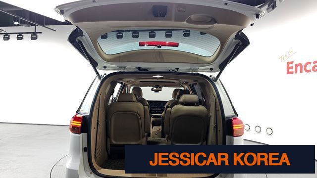 2018 Kia All New Carnival - Thumbnail 3