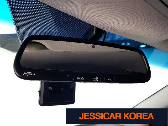 2012 Hyundai i40 saloon - Thumbnail 14
