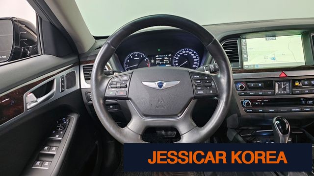 2016 Hyundai Genesis DH - Thumbnail 11