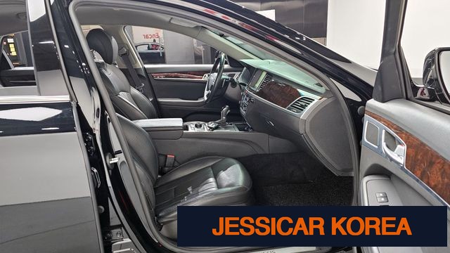 2016 Hyundai Genesis DH - Thumbnail 14