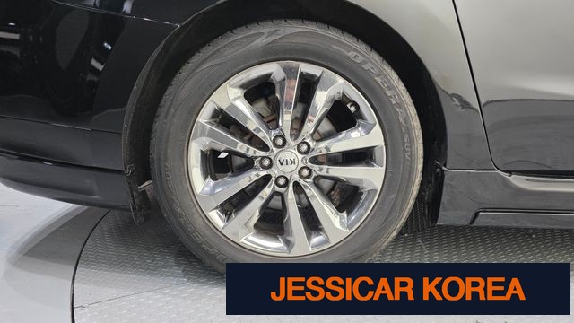 2016 Kia All New Carnival - Thumbnail 2