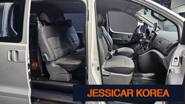 2010 Hyundai Grand Starex - Thumbnail 5