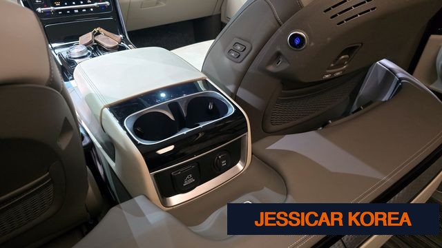 2023 Kia Carnival 4th Gen - Thumbnail 9