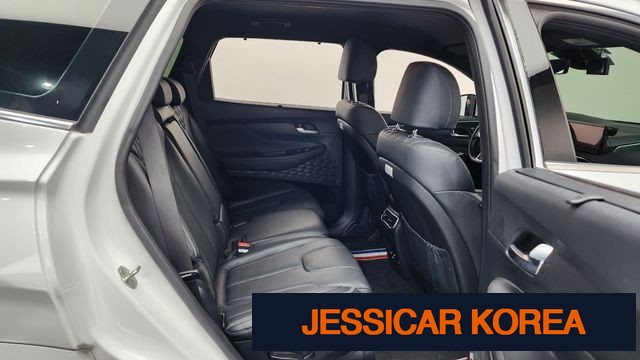 2021 Hyundai The New Santa Fe - Thumbnail 13