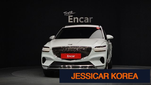 2022 Genesis GV70 - Thumbnail 13