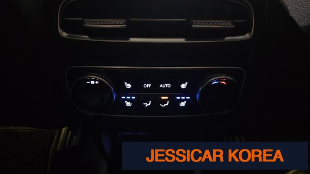 2022 Genesis GV80 - Thumbnail 2