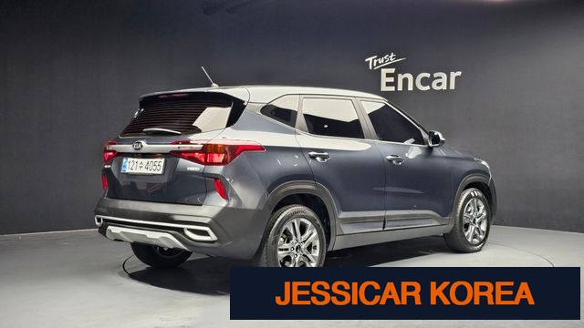 2022 Kia Seltos - Thumbnail 4