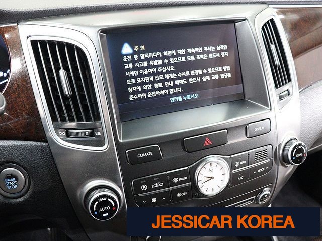 2012 Hyundai Equus (new model) - Thumbnail 5