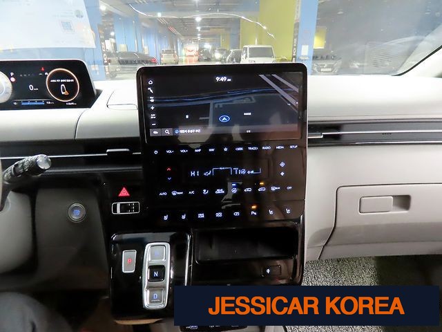2022 Hyundai Staria - Thumbnail 8