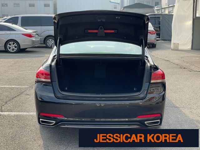 2017 Genesis G80 - Thumbnail 6