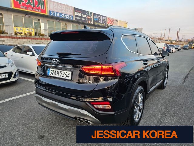 2019 Hyundai Santa Fe TM - Thumbnail 4